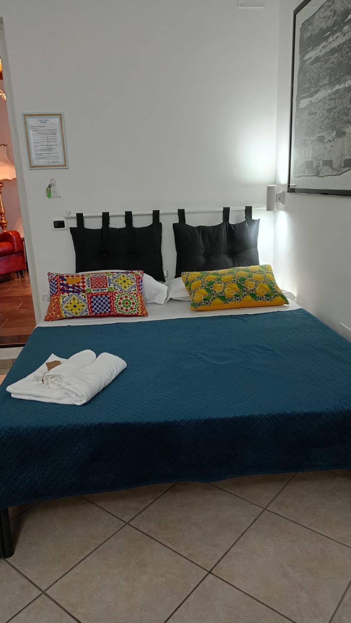 Costa Costa Rooms Sant'Egidio del Monte Albino Quarto foto